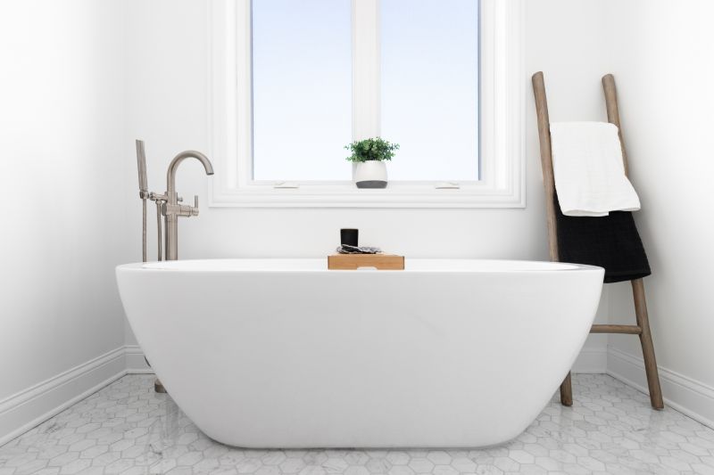Minimalist Modern Bathtub